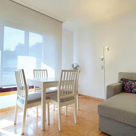Con Piscina Y Vistas Al Mar En Apartamento *