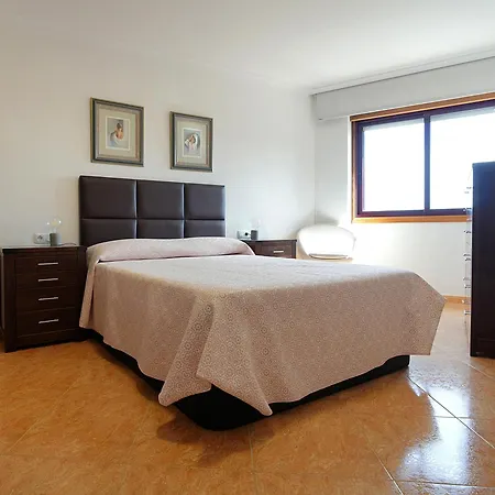 Con Piscina Y Vistas Al Mar En *